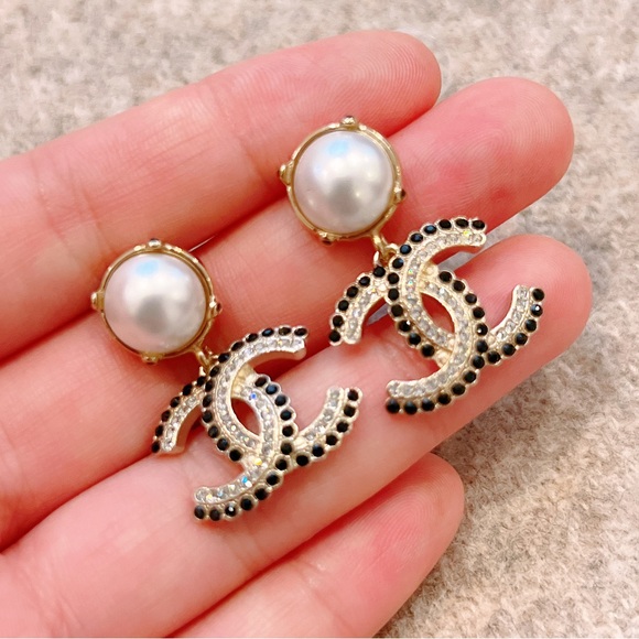 Chanel earrings - Picture 2 of 9